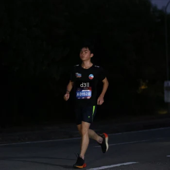 Runner Photo 3959642