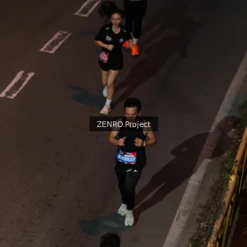 Runner Photo 3959651