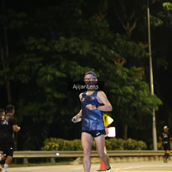 Runner Photo 3959892
