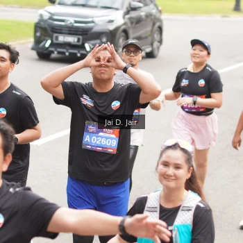 Runner Photo 3959944