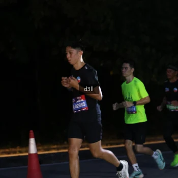 Runner Photo 3959946