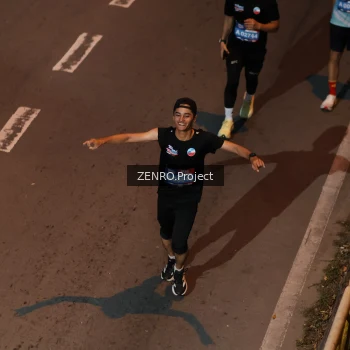 Runner Photo 3959966