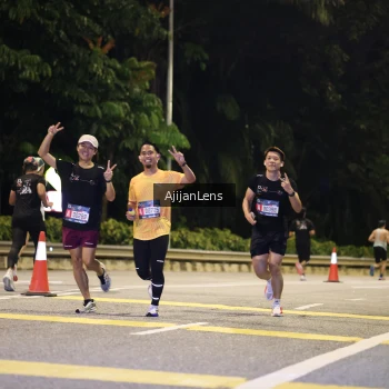Runner Photo 3959990