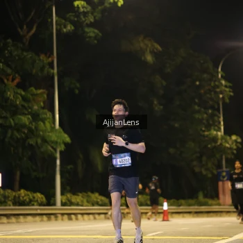 Runner Photo 3960045