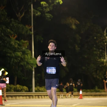 Runner Photo 3960134