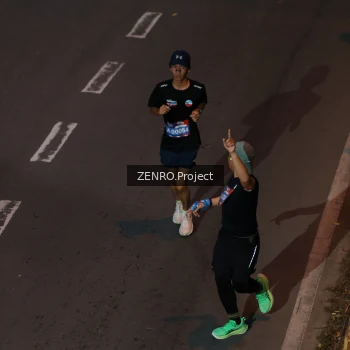 Runner Photo 3960681
