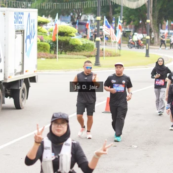 Runner Photo 3960693