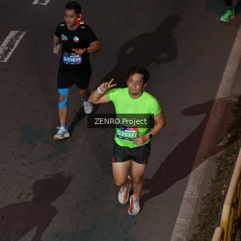 Runner Photo 3960697