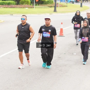 Runner Photo 3960716