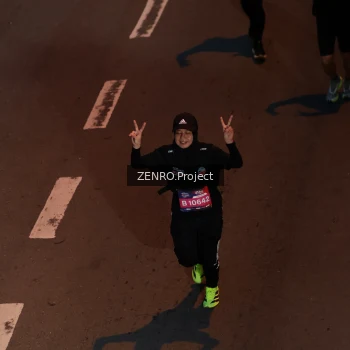 Runner Photo 3960960