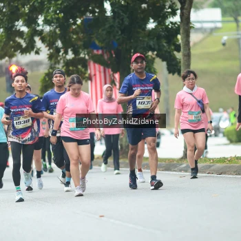 Runner Photo 3960994