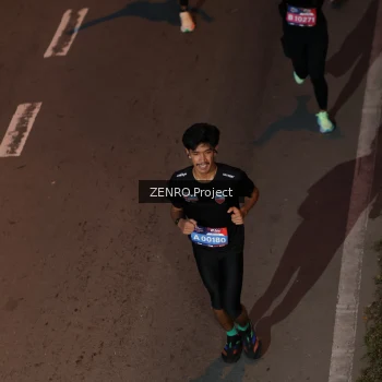 Runner Photo 3961179