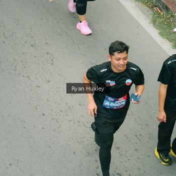 Runner Photo 3961381