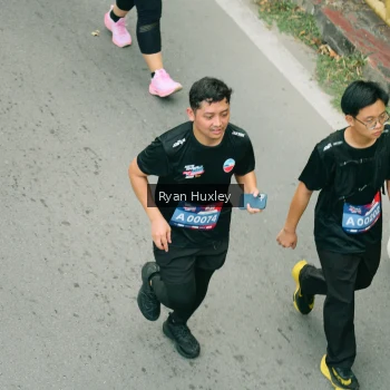 Runner Photo 3961446