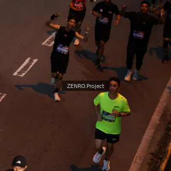 Runner Photo 3961536