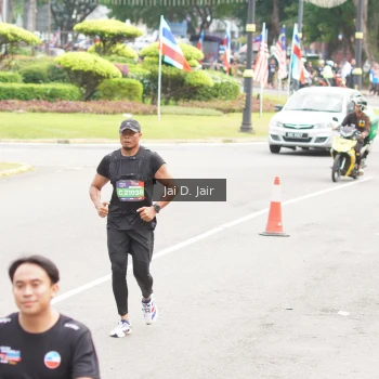 Runner Photo 3961642