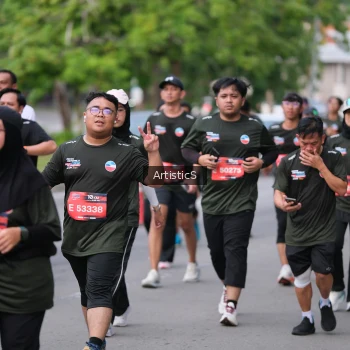 Runner Photo 3961657