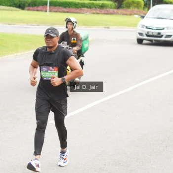 Runner Photo 3961659