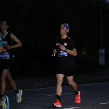Runner Photo 3961695