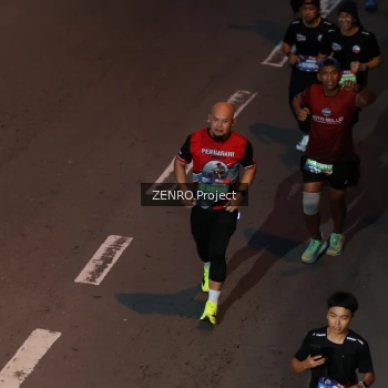 Runner Photo 3961756