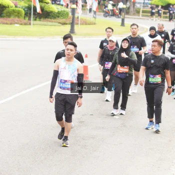 Runner Photo 3962019