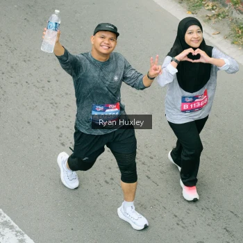 Runner Photo 3962024