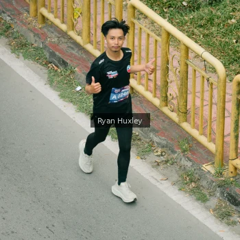 Runner Photo 3962055
