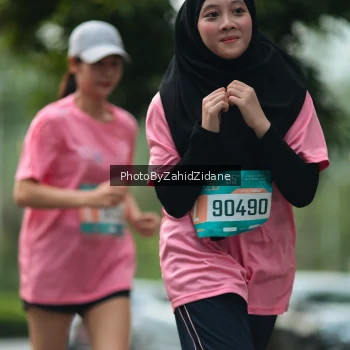 Runner Photo 3962059