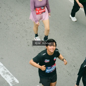 Runner Photo 3962129