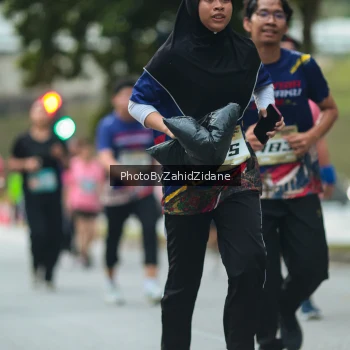 Runner Photo 3962132