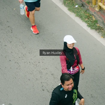 Runner Photo 3962144