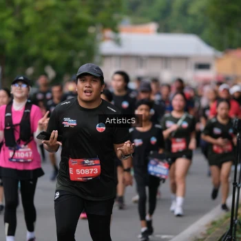 Runner Photo 3962156