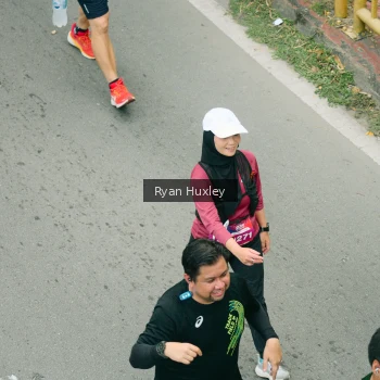 Runner Photo 3962196