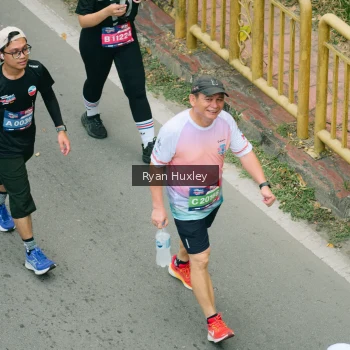 Runner Photo 3962216