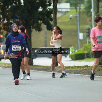 Runner Photo 3962240
