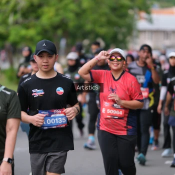 Runner Photo 3962281