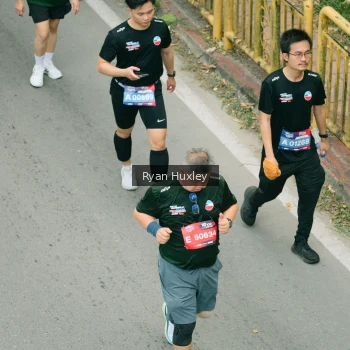 Runner Photo 3962343