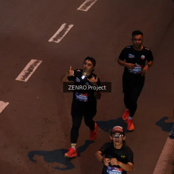 Runner Photo 3962354