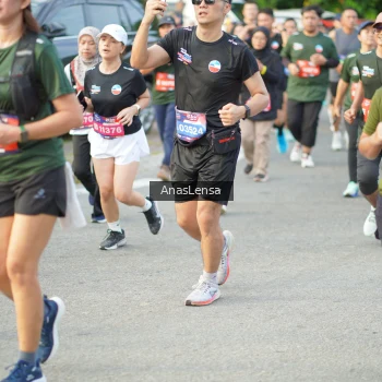 Runner Photo 3962415