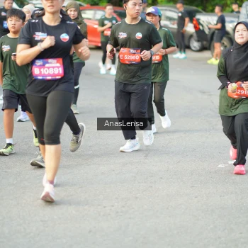 Runner Photo 3962419