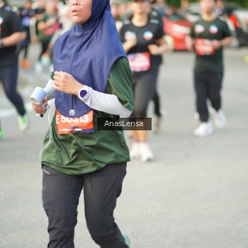 Runner Photo 3962421
