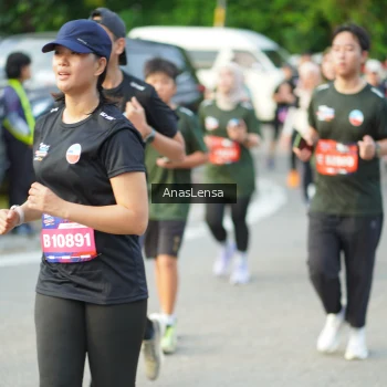 Runner Photo 3962460