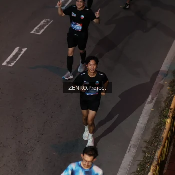 Runner Photo 3962494