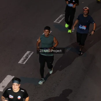 Runner Photo 3962516