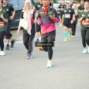 Runner Photo 3962537