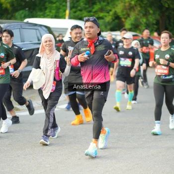 Runner Photo 3962540
