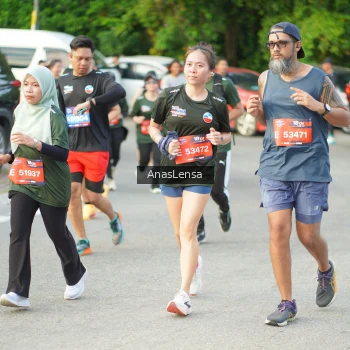 Runner Photo 3962543