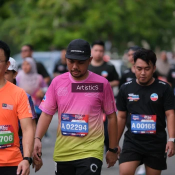 Runner Photo 3962544