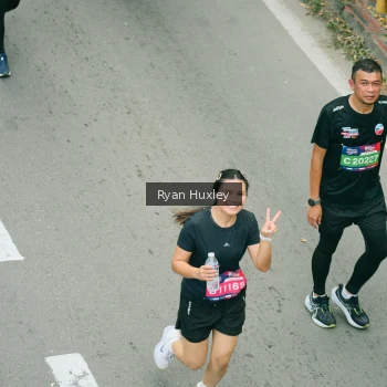 Runner Photo 3962546