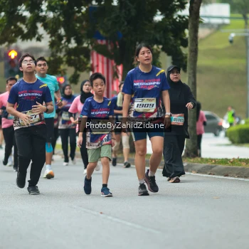 Runner Photo 3962588